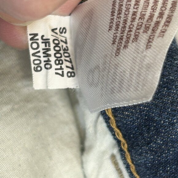 OLD NAVY The Flirt Capri Jeans Sz 8 Medium Wash Blue Denim Zipper Cuff Stretch - Picture 7 of 14